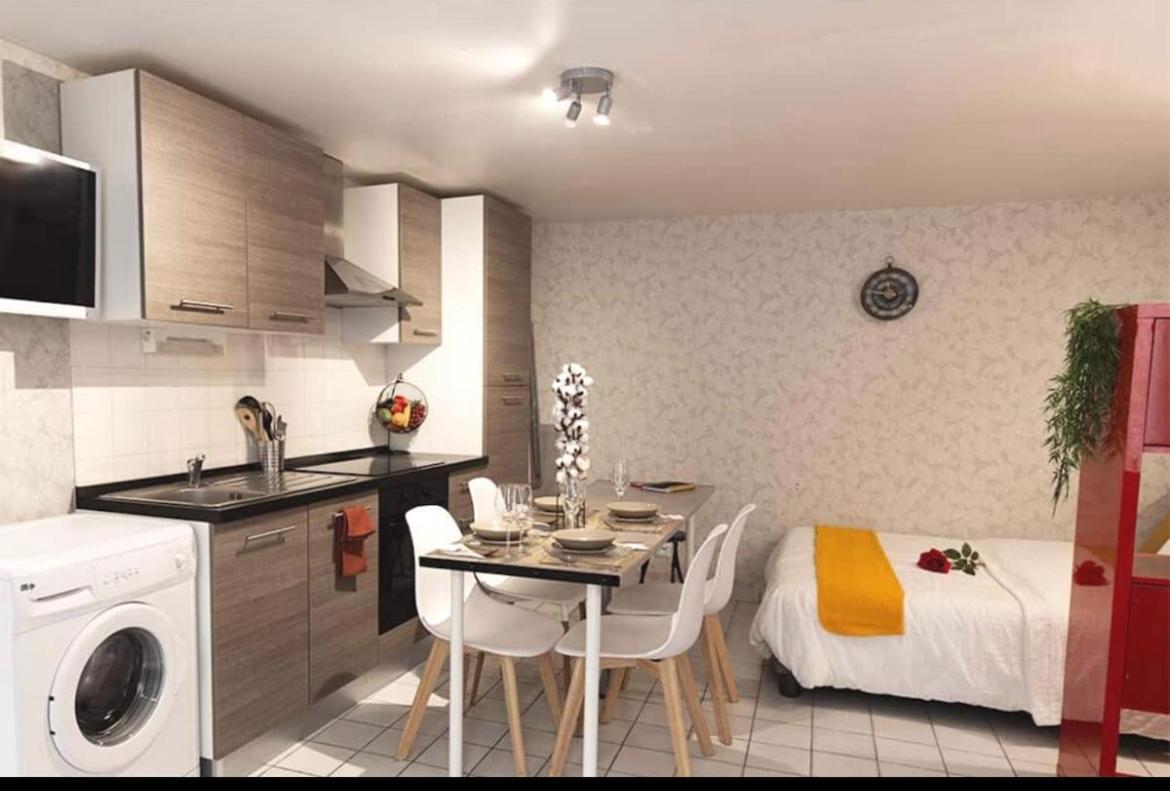 Appart Illy Cosy Et Confortable Saint-Etienne  Exterior foto